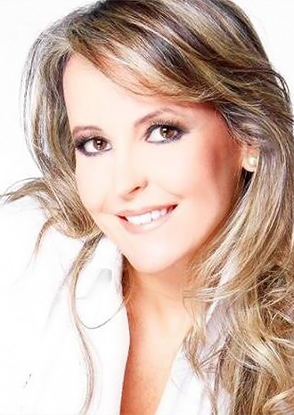 Dra. Márcia Maria Carneiro Rezende